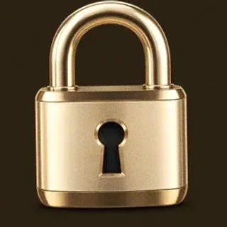 Metal padlock — Kingmaker Casino